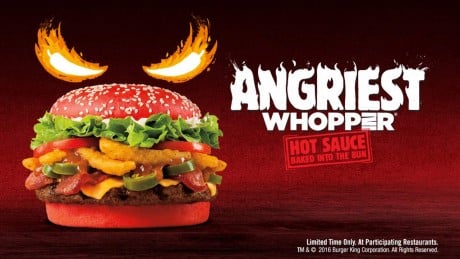 Burguer King  lanza la Angriest Whooper, una hamburguesa de color Rojo