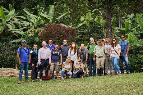 Mocay lleva a sus clientes a Colombia para que conozcan el origen de su café