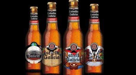 Estrella Galicia disfraza sus cervezas en carnaval