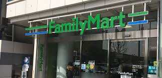 FamilyMart UNY