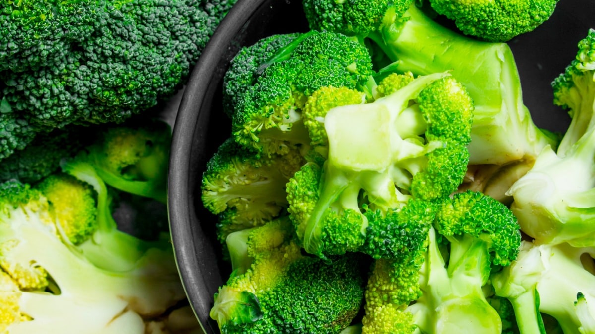 +Brócoli fomenta el consumo del brócoli en verano para mantener el bronceado y protegernos frente a la radiación
