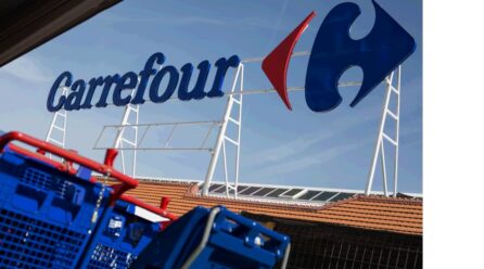 Carrefour sigue a Díaz con una cesta básica de 30 productos por 30 euros