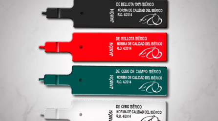 En busca del precinto rojo y negro: los ibéricos que llegan a la bellota