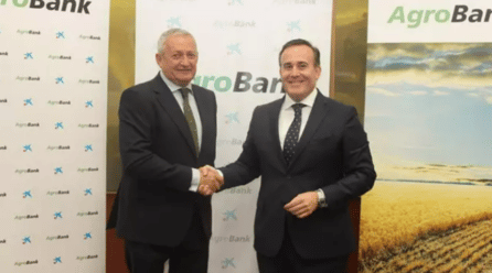 AgroBank apoyará la financiación de las cooperativas agroalimentarias tras renovar su acuerdo