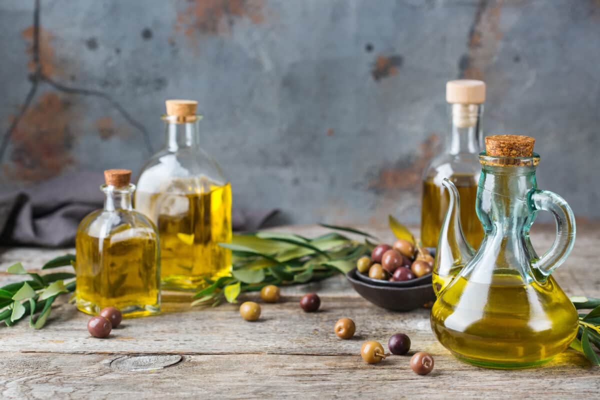La OCU denuncia precios desproporcionados en el aceite de oliva virgen extra en España
