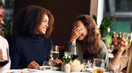 El 78% de los españoles saldrá a cenar hasta 3 veces esta Navidad