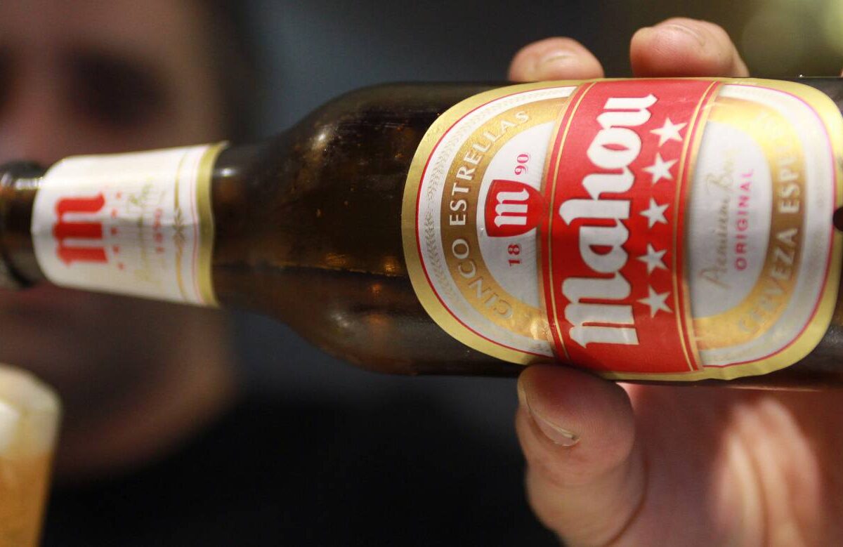 Mahou sigue siendo la cerveza española más valiosa según el ranking de Kantar