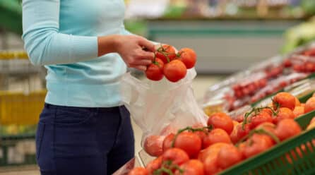 Los clientes realizan ahora compras más frecuentes con cestas más pequeñas y racionales, según Kantar