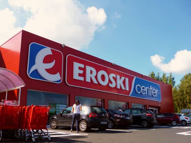 Eroski ofrece más de 1.000 productos tras ver caer sus ventas un 5 %
