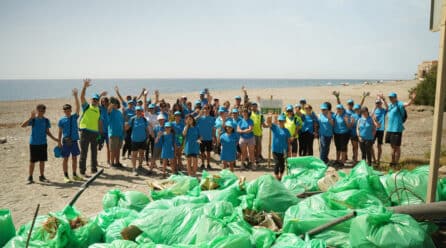Fundación Miguel García Sánchez, CaixaBank y CajaGranada Fundación, trabajan juntos en la limpieza de los entornos naturales