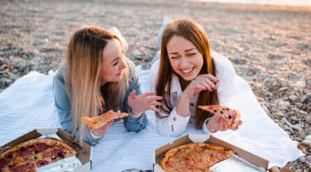 El 61% de los españoles cambia sus hábitos de alimentación en verano