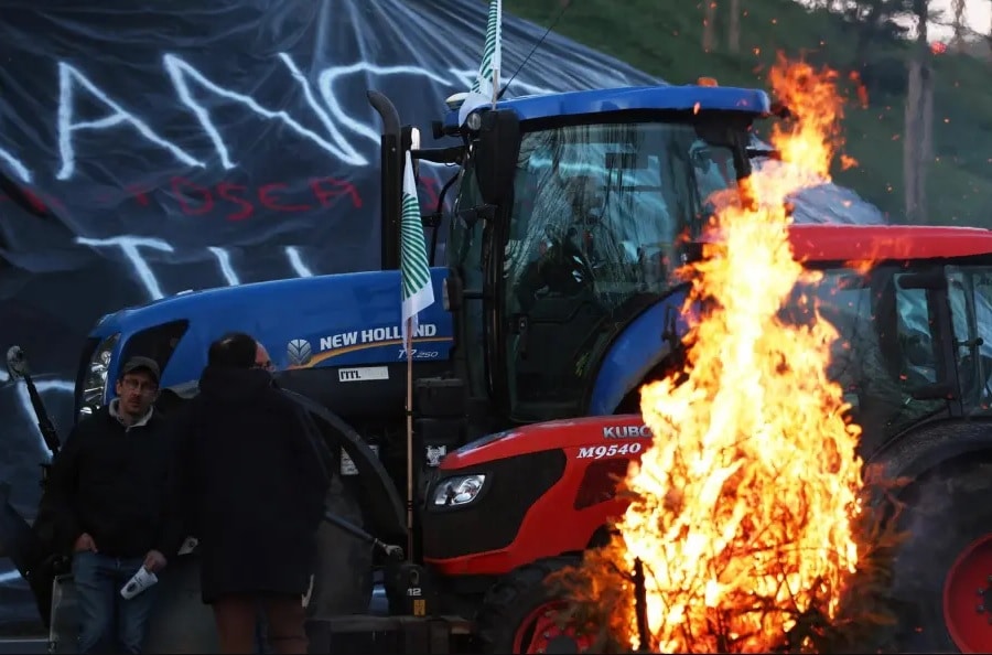 El Gobierno francés anuncia medidas a favor de los agricultores en 48 horas