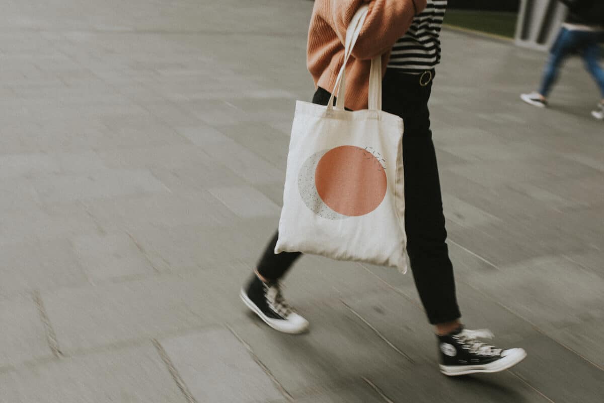 Las bolsas de tela personalizadas, una opción cada vez más demandada en las estrategias de marketing sostenible