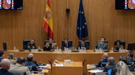 SOS Rural denuncia en el Congreso el abandono del campo: «Los agricultores y ganaderos son profesionales en peligro de extinción»