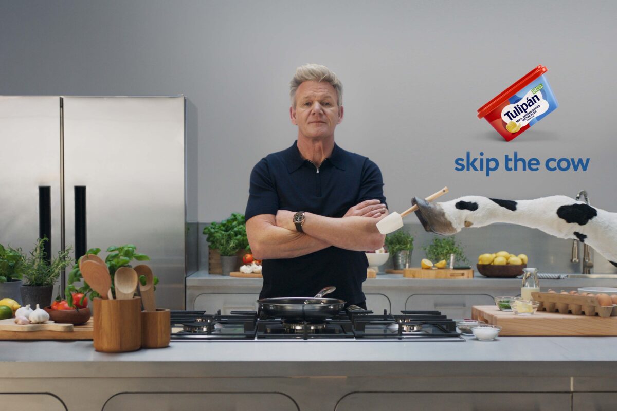 Tulipán y Gordon Ramsay lanzan la campaña «Skip the Cow» para revolucionar la cocina doméstica