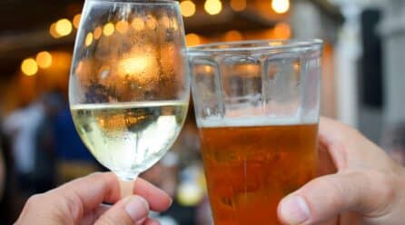 España se afianza como potencia en cerveza y vino mientras crece el interés por las bebidas italianas