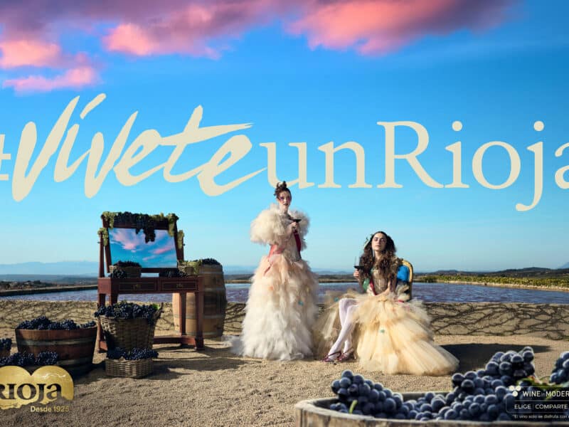 Rioja celebra su centenario con una campaña disruptiva y a ritmo de Julio Iglesias