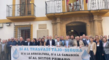 Los regantes de Lorca y SCRATS denuncian que el recorte del Trasvase Tajo-Segura pone en jaque al regadío levantino