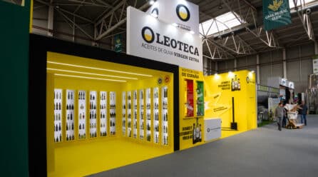 Aceites de Oliva de España clausura la campaña “¿Peeerdona?” con éxito en Expoliva y pide mayor control frente a las aceiteras ilegales