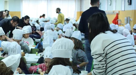 UPA pide a Agricultura intervenir tras el Real Decreto que limita carne y lácteos en comedores escolares