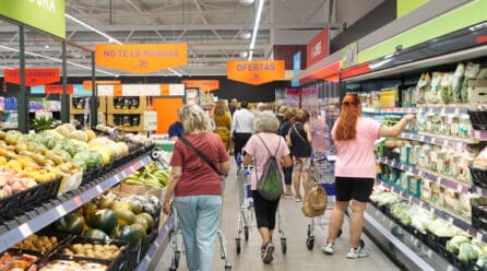 ALDI prevé comprar 18.300 toneladas de fruta nacional este verano, un 30% más que en 2024