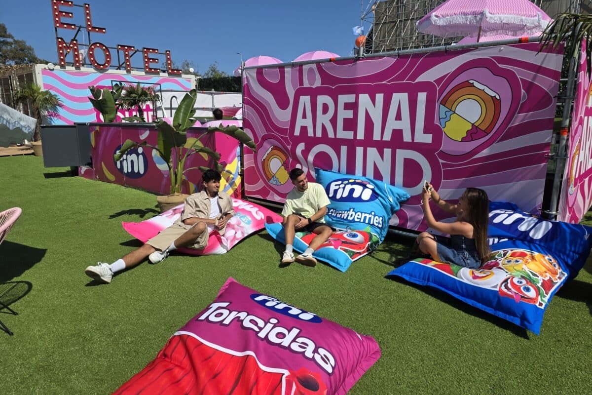 Cómo Fini transforma los festivales en experiencias de marca inolvidables