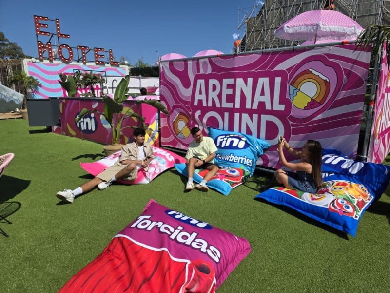 Cómo Fini transforma los festivales en experiencias de marca inolvidables