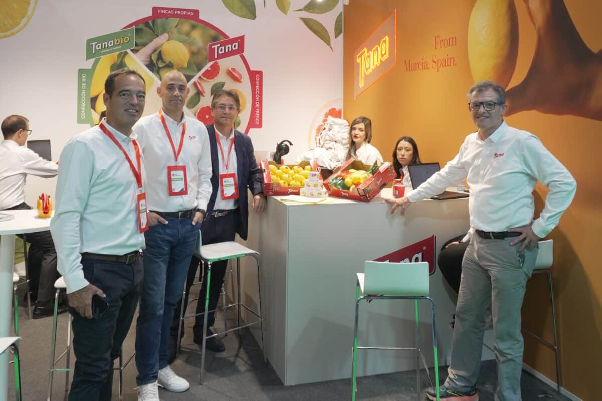 Tana refuerza su posición en Fruit Attraction 2025 con un inicio prometedor de campaña y foco en limón ecológico