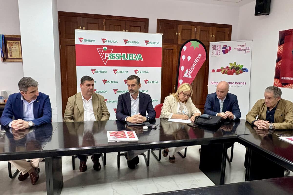 Freshuelva se adhiere a la Asamblea de Regiones Hortícolas de Europa (AREFLH) para reforzar la defensa del sector de los frutos rojos en la UE