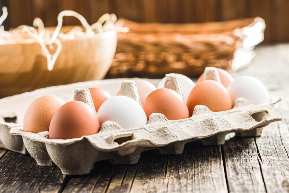 El huevo es el alimento que más se encarece en 2025 en medio de la alerta por gripe aviar
