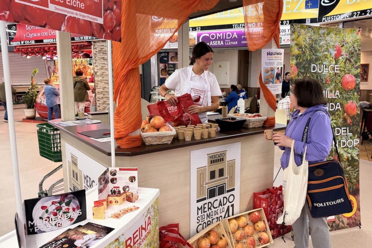 La Granada Mollar de Elche conquista los mercados de Madrid y Barcelona