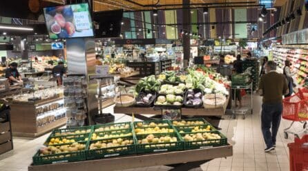 Los españoles consumen menos alimentos saludables de lo recomendado según Eroski