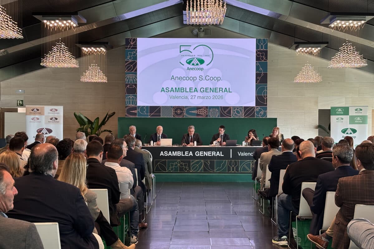 Anecoop marca un doble récord histórico y roza los 1.000 millones de facturación